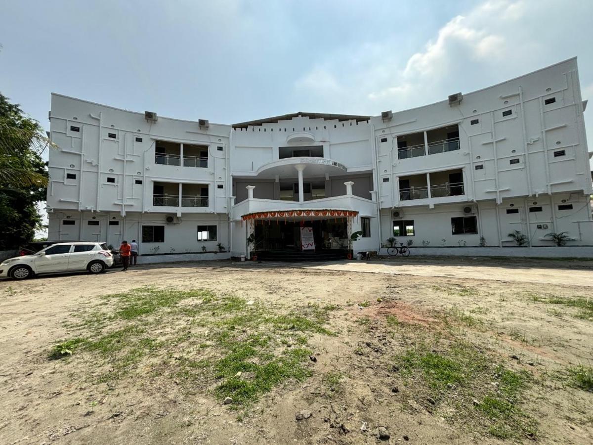 Ichhamati Hotel And Restaurant Hasnabad Exteriör bild