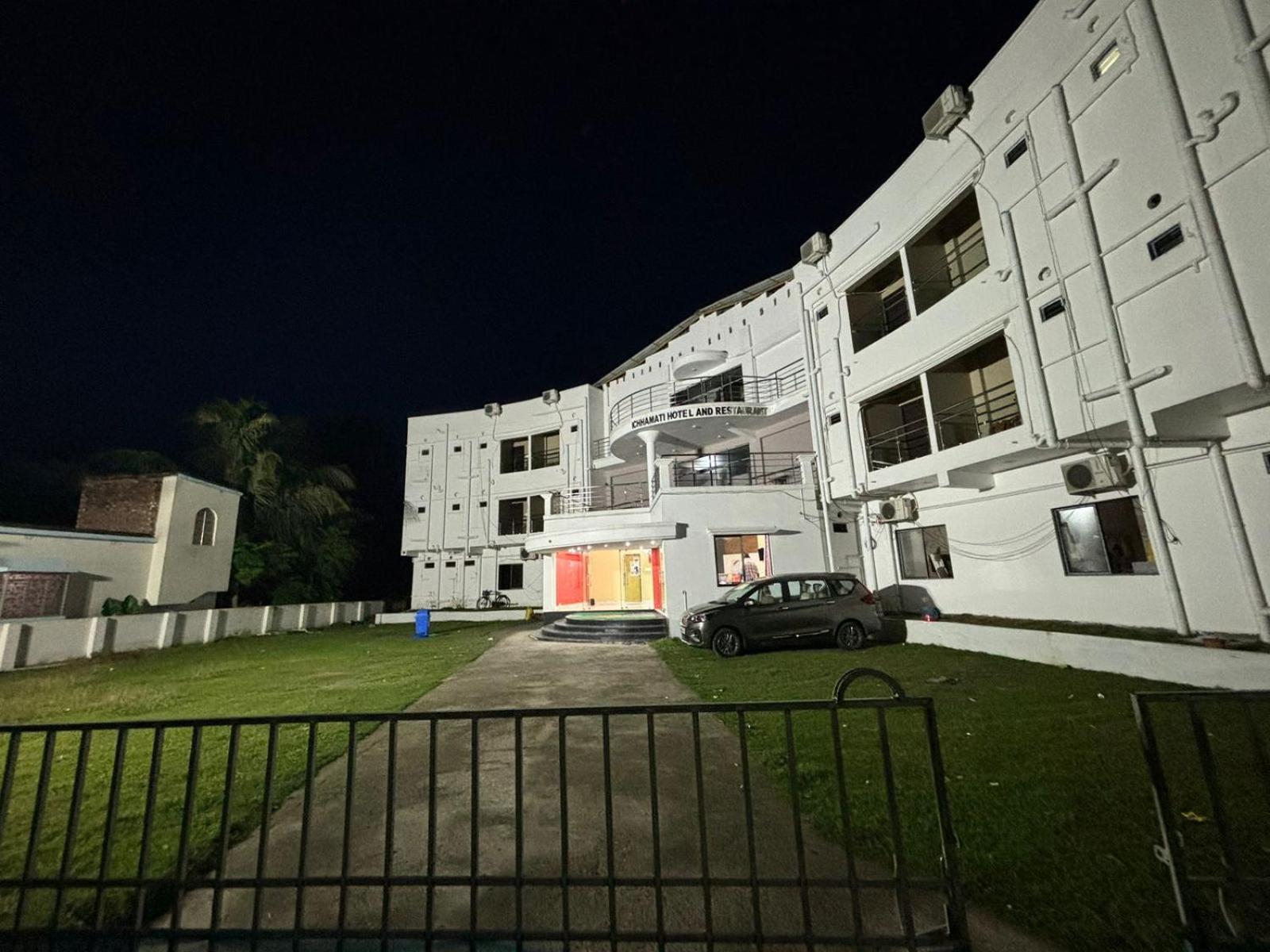 Ichhamati Hotel And Restaurant Hasnabad Exteriör bild