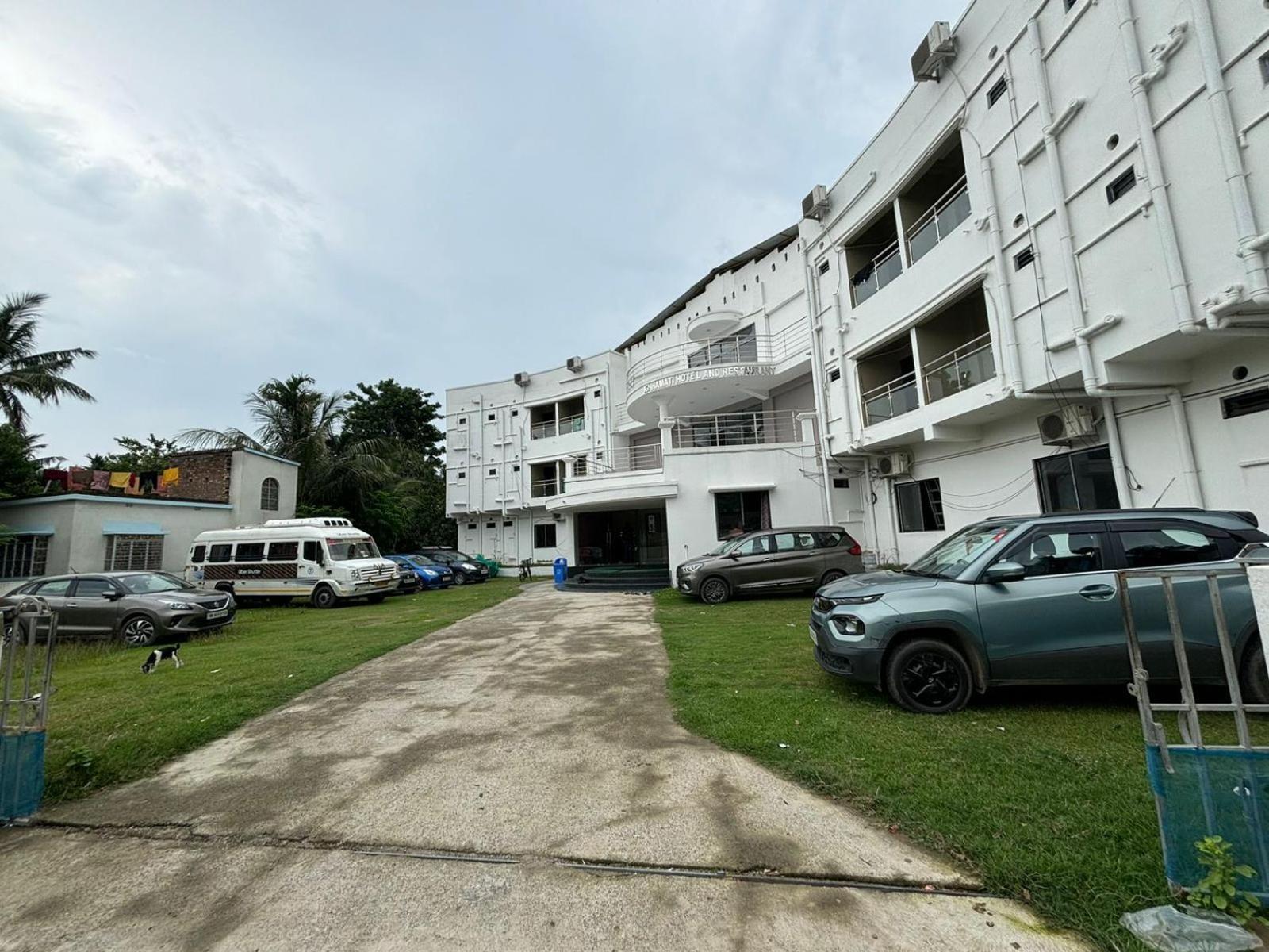 Ichhamati Hotel And Restaurant Hasnabad Exteriör bild