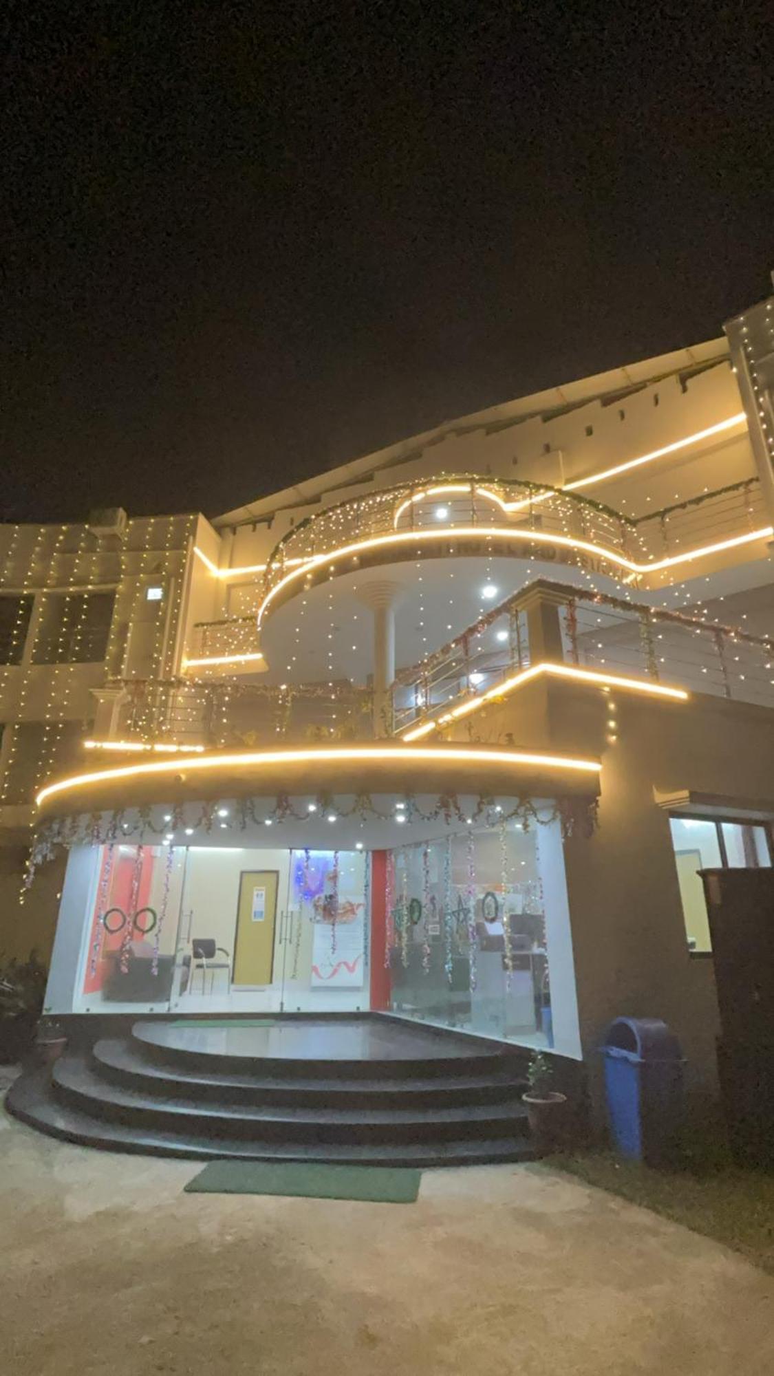 Ichhamati Hotel And Restaurant Hasnabad Exteriör bild