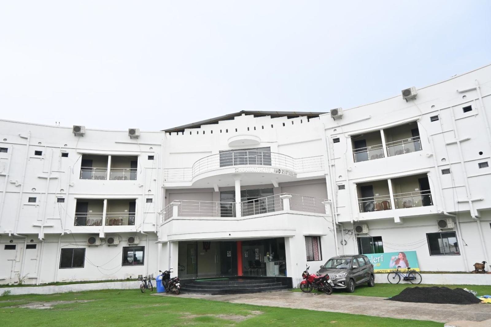 Ichhamati Hotel And Restaurant Hasnabad Exteriör bild